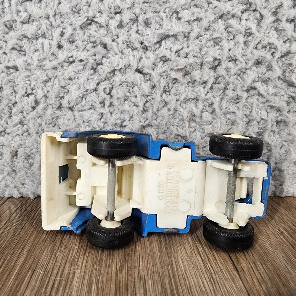 TootsieToy vintage 1970